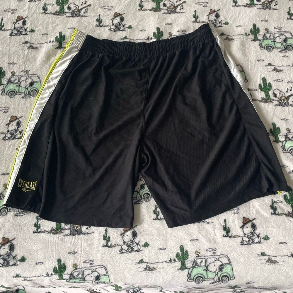 Men’s Everlast logo basketball shorts black white neon green yellow size XL